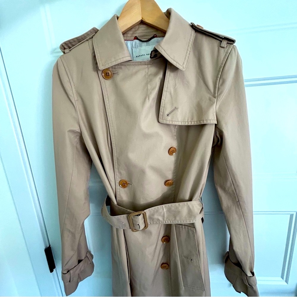 NWOT Banana Republic Classic Trench Coat